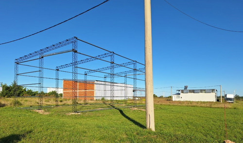 Vendo Lote Con Estructura Para Tinglado!!