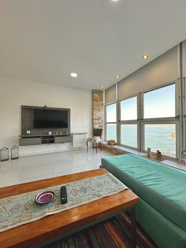 Espectacular Departamento Frente Al Mar
