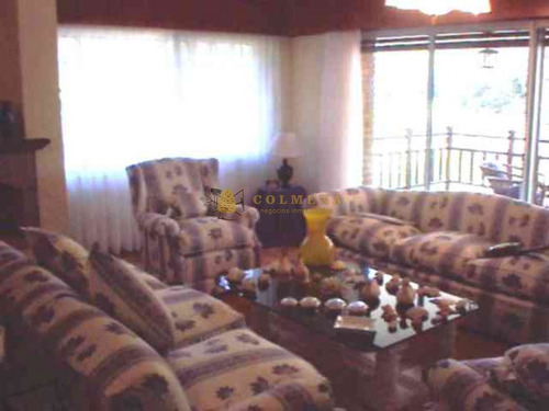 Hermosa Casa En Solanas. A 2 Cuadras De La Playa- Ref: 3979