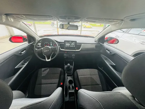 Kia Stonic Sin Pico Y Placa Mecanica Mail Hybrid
