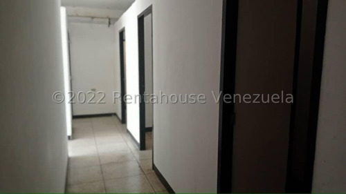 Imagen 16 de 30 de Locales En Venta Zona Centro Barquisimeto 22-21557 #m