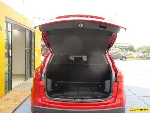 Mazda CX-5 TOURING 4X2 2000CC AT AA