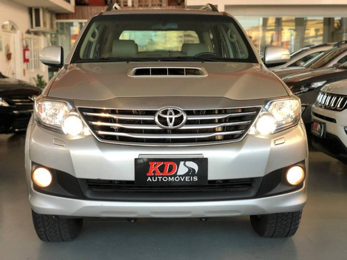 Toyota Hilux Sw4 Srv 4x4 At