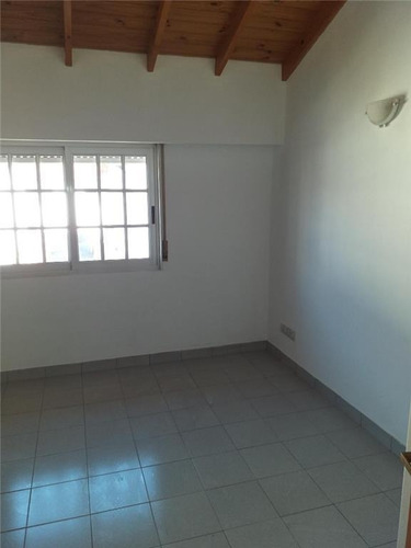 Imagen 10 de 12 de Casas Duplex - Venta