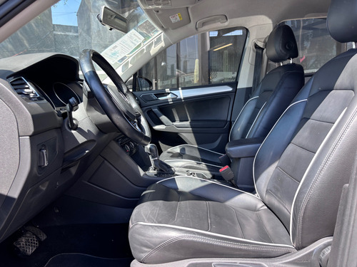 Volkswagen Tiguan 1.4 Comfortline Plus At