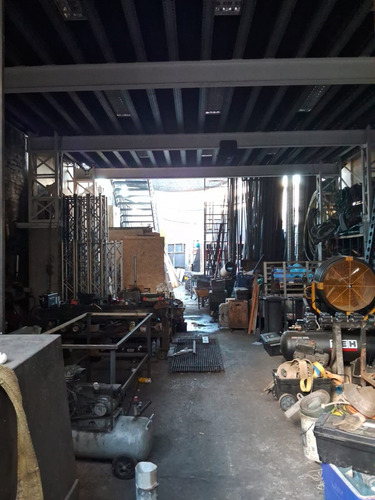 Arriendo Galpón 550m2 Con Altillo Avda Matta/parque Ohiggins