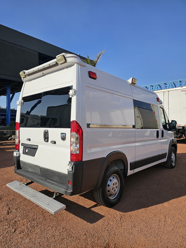 Ambulancias De Traslado Tipo 1 Ram Promaster Modelos 2018