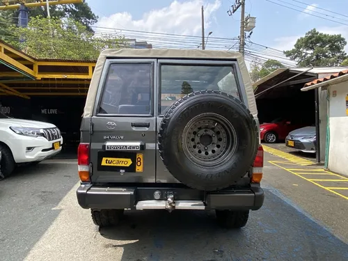 Toyota Land Cruiser 4.5 Fzj73