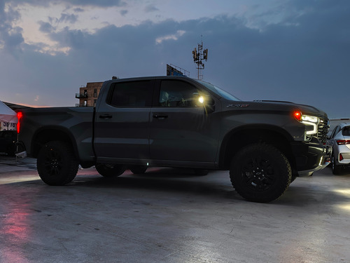 Chevrolet Cheyenne 6.2 Doble Cab Zr2 4X4 At