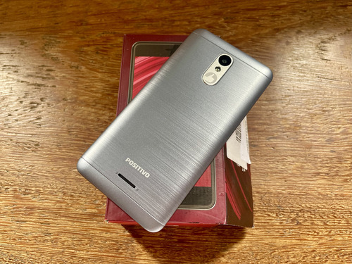 Celular Positivo Twist 2 Fit S509 Dual 8 Gb 1 Gb Mostruário (Usado)