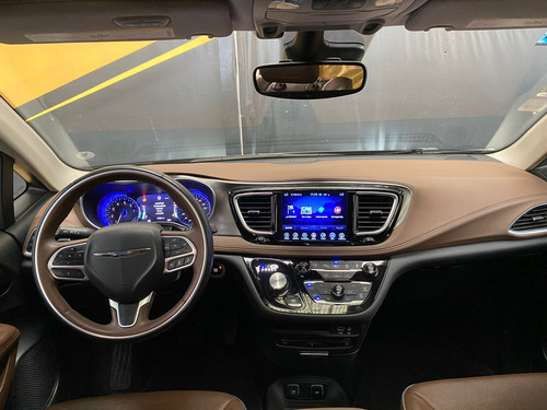 Chrysler Pacifica 2017