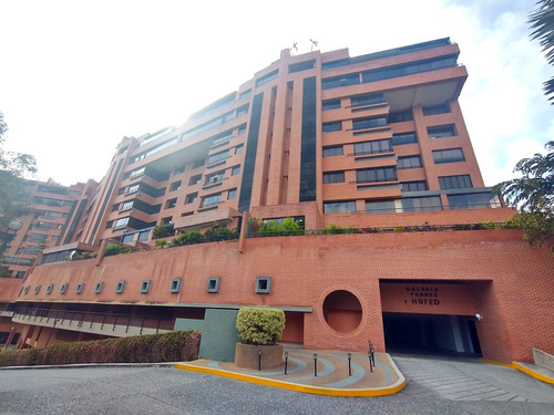 Se Vende/alquila Apto 177m2 4h/4b/3p La Tahona 3499