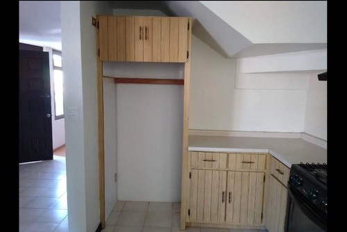 Preciosa Y Amplia Casa, Excelente Ubicación En Col. San Buenaventura, Toluca. Cerca Del Tec De Monterrey -no Créditos- Jagr