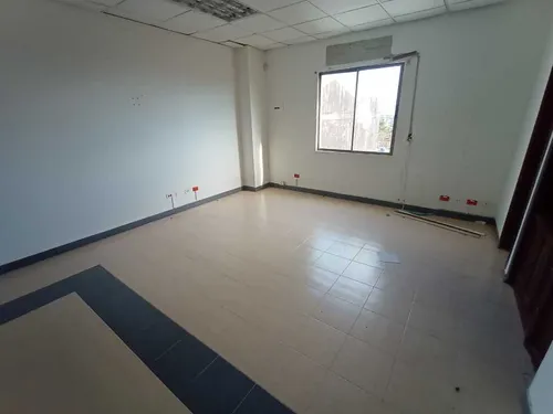 Local En Arriendo En Sector Av 30 De Agosto/pereira (48518).