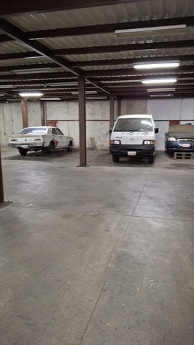 Se Vende Galpón Industrial Con Oficina Y Local Comercial En Guaicay