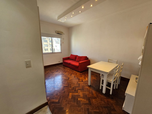 Dos Ambientes Cercano A Puerto Madero