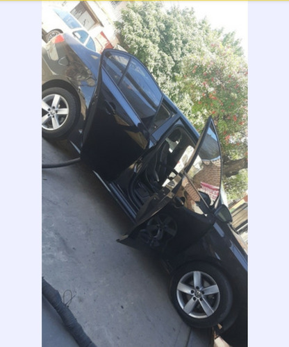 Volkswagen Vento 2.5 Luxury 170cv 2014