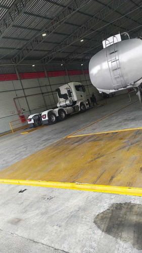Imagem 3 de 6 de Scania R440 2014 Rt 2014