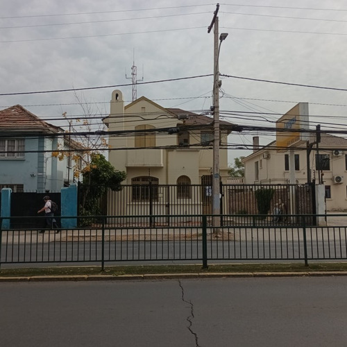 Casa Comercial En Arriendo Ñuñoa / Pedro De Valdivia