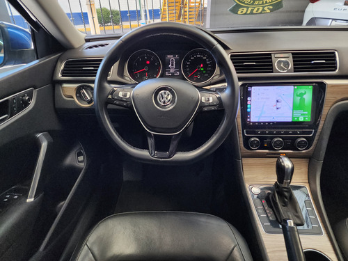 Volkswagen Passat 2.5 Tiptronic Highline At