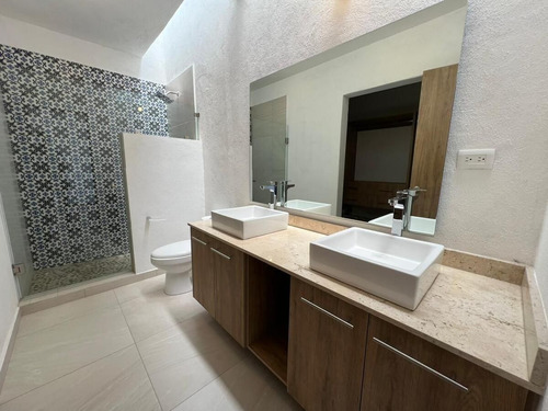 Venta De Casa En Queretaro