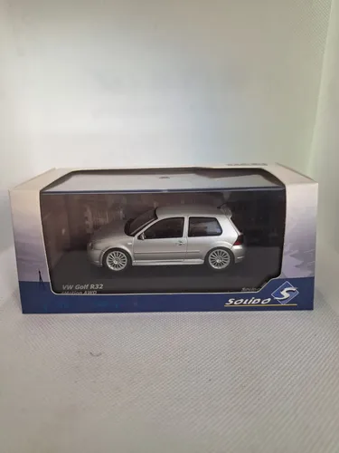 Miniatura Volkswagen Golf R32 - Escala 1/43 - Solido | MercadoLivre
