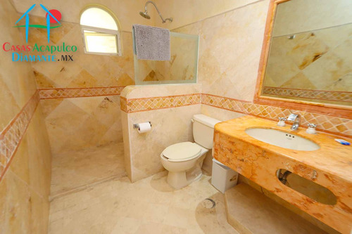 Cad Son Vida Menorca 5. Tu Refugio En Acapulco: Casa Con Jacuzzi Y Roof Garden Cerca Del Mar
