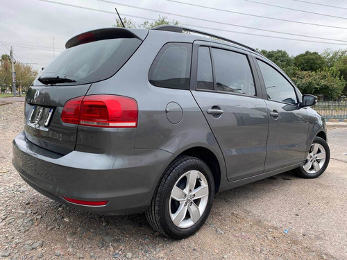 Imagen 3 de 8 de Volkswagen Suran 2017 1.6 Trendline