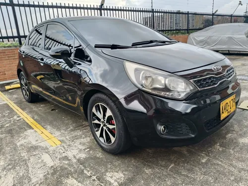Kia Rio 1.4 Mt