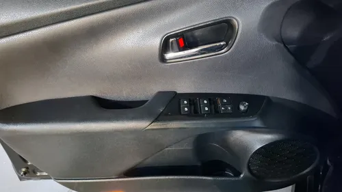 Toyota Prius 1.8 HYBRID BASE
