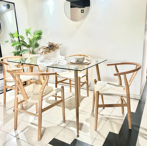 Juego Comedor Mesa Iriarte 120cm + 4 Sillas Wishbone Marrón Claro Liso