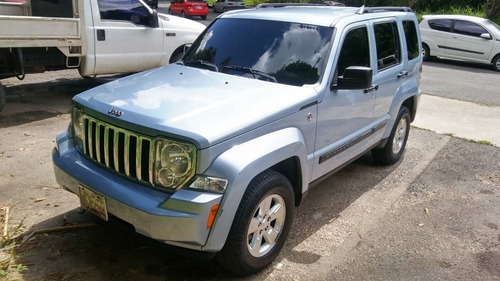 Imagen 1 de 14 de Jeep Cherokee
