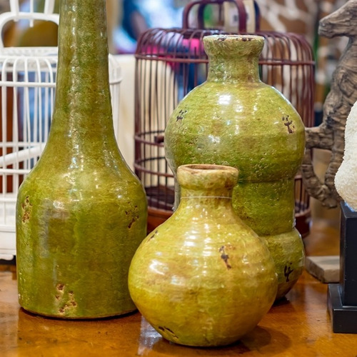 Imagem 1 de 4 de Kit Trio De Vasos Em Cerâmica Ocre Inglês