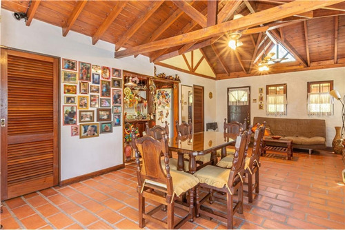 Imagen 5 de 28 de Hermosa Casa Quinta Con Pileta + 2da Casa Al Fondo