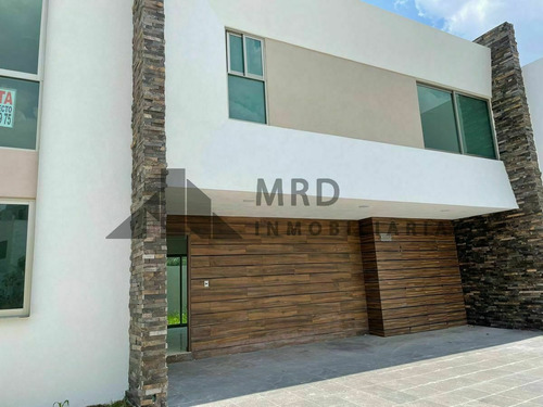 Imagen 1 de 29 de Casa En Venta En Fracc Paseo Del Parque Tres Marias