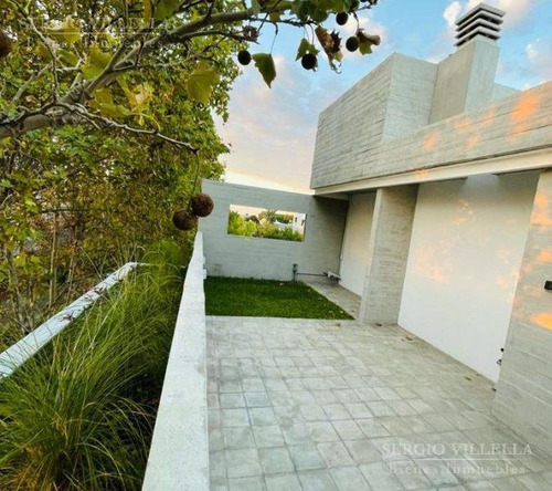 Imagen 9 de 12 de Departamento De 1 Dormitorio En Venta En Rosario