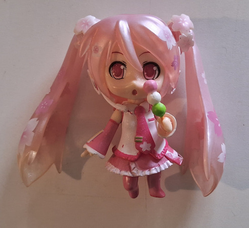 Nendoroid Chino Hatsune Miku Sakura (Usado)