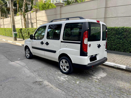 Fiat Doblo 1.8 16v Essence 7l Flex 5p
