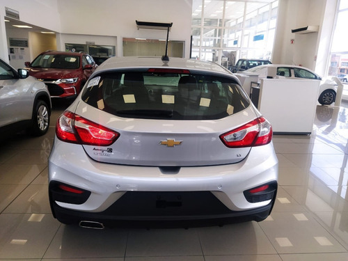 Imagen 14 de 15 de Chevrolet Cruze 5 P Lt 1.4 Turbo (153 Cv) 6 V. Ph