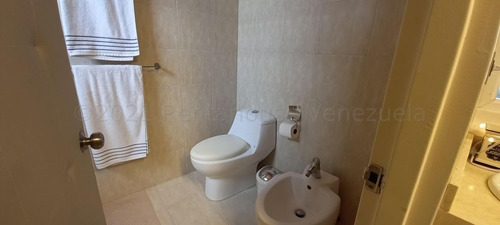 Imagen 14 de 18 de Livy Ramirez Vende Apartamento En Lomas Del Sol Mls #22-14808