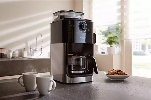 Cafetera Philips Grind & Brew HD7767 automática negra y metal expreso 230V
