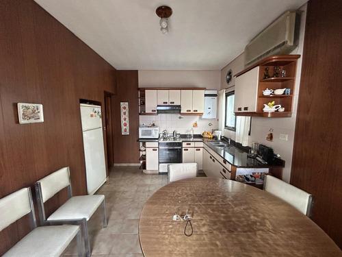 Excelente Chalet 3 Amb C/ Cochera