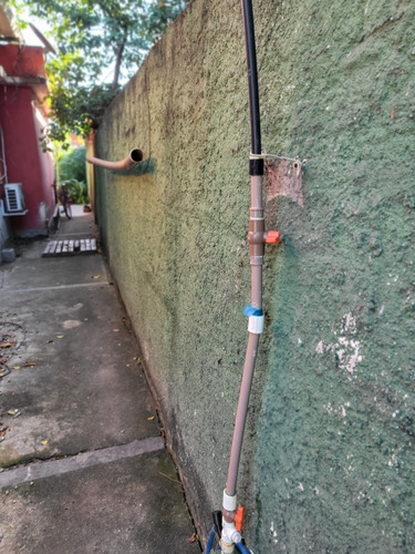 Imagem 15 de 30 de Casa 3 Quartos Uma Suíte , Piscina E Lojas