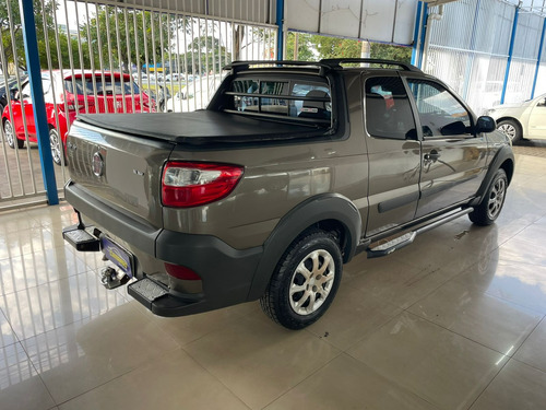Fiat Strada 1.6 16v Trekking Cab. Dupla Locker Flex 3p