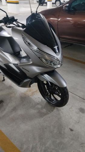 Imagem 4 de 9 de Honda Pcx