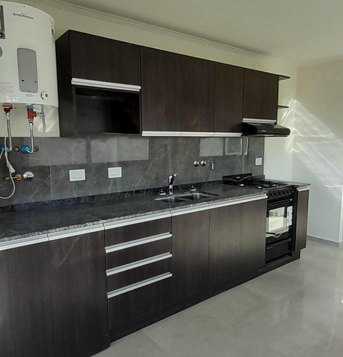 Departamento, Venta 1 Dormitorio En Suite, Pileta, Quincho. Villa Carlos Paz.