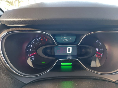 Renault Captur 2.0 Zen 2017 // 4632025