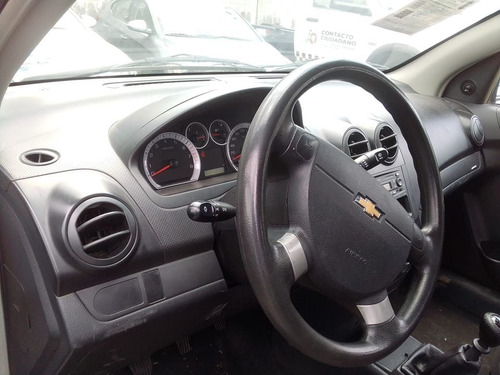Imagen 4 de 7 de Chevrolet Aveo 2018 1.5 Ls Mt