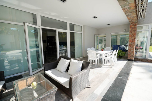 Imagen 21 de 30 de Venta Casa Minimalista C/ Parque 4.200mt. Parque Leloir