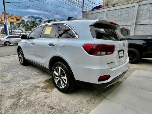Kia Sorento Ex Clean Carfax